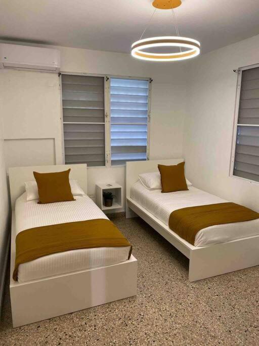 3 Bd By Airport El Yunque Walk To The Beach San Juan Extérieur photo